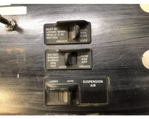 Freightliner COLUMBIA 120 Dash Assembly