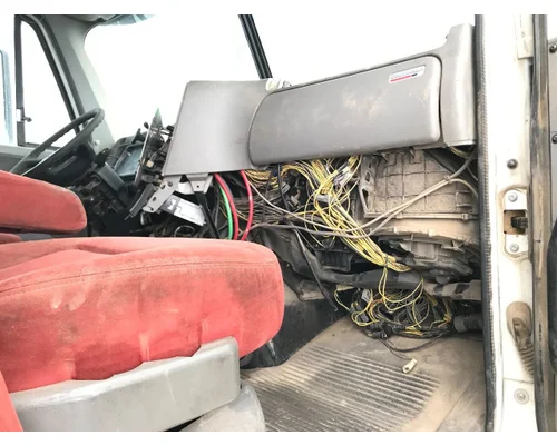 Freightliner COLUMBIA 120 Dash Assembly