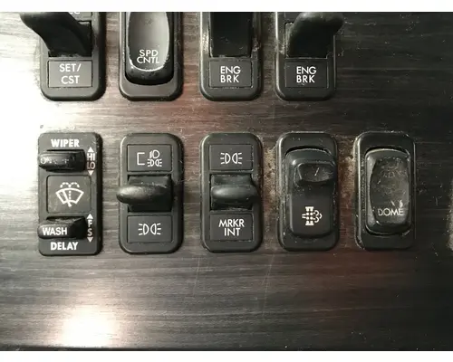 Freightliner COLUMBIA 120 Dash Assembly