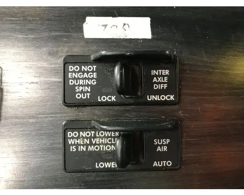 Freightliner COLUMBIA 120 Dash Assembly