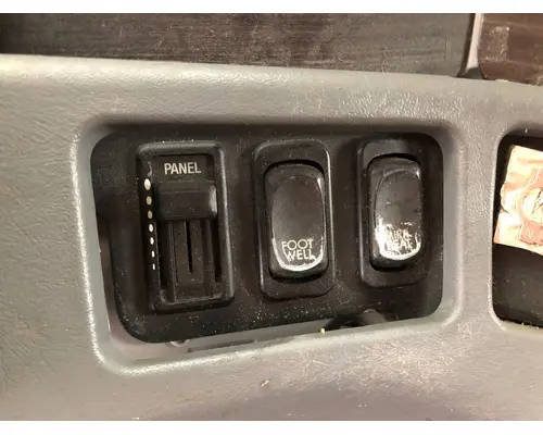 Freightliner COLUMBIA 120 Dash Assembly