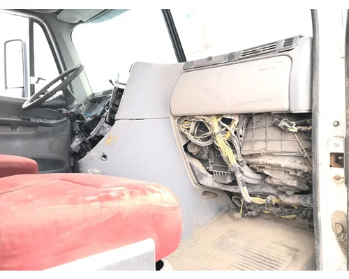 Freightliner COLUMBIA 120 Dash Assembly