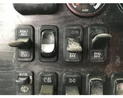 Freightliner COLUMBIA 120 Dash Assembly