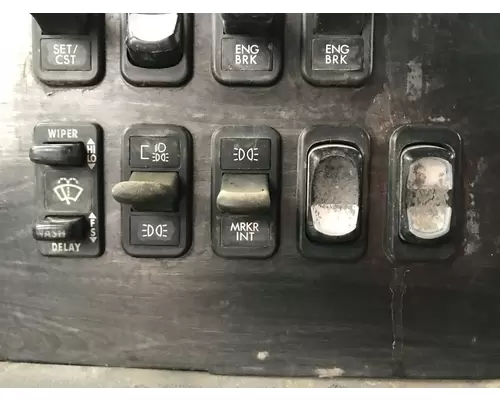 Freightliner COLUMBIA 120 Dash Assembly