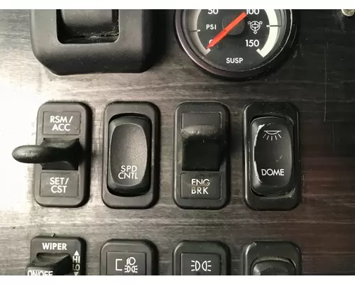 Freightliner COLUMBIA 120 Dash Assembly