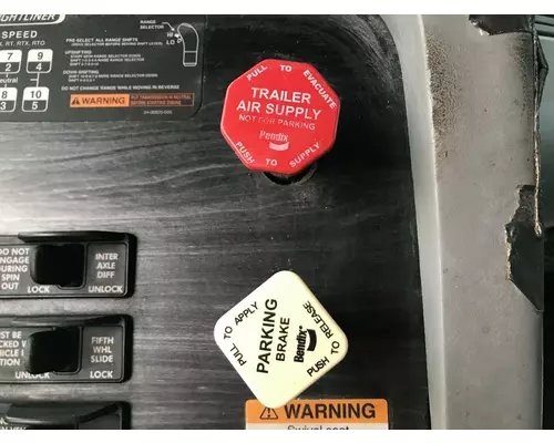 Freightliner COLUMBIA 120 Dash Assembly