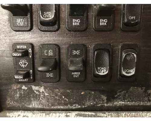 Freightliner COLUMBIA 120 Dash Assembly