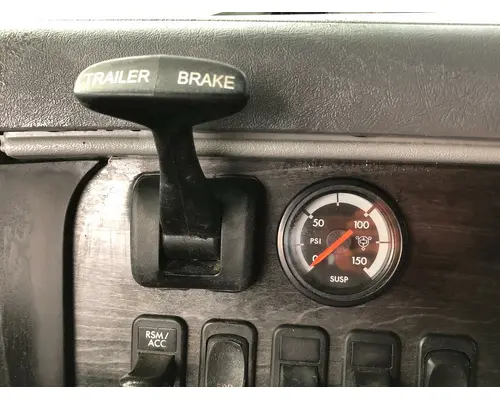 Freightliner COLUMBIA 120 Dash Assembly