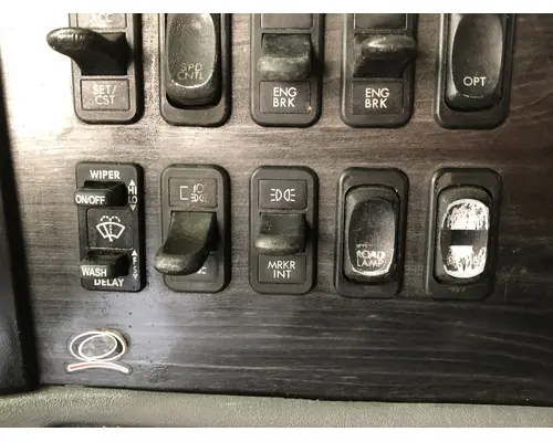 Freightliner COLUMBIA 120 Dash Assembly