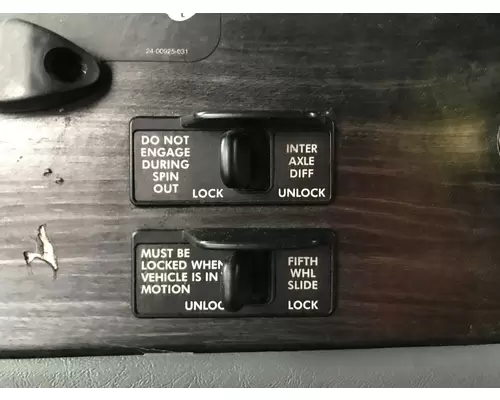 Freightliner COLUMBIA 120 Dash Assembly