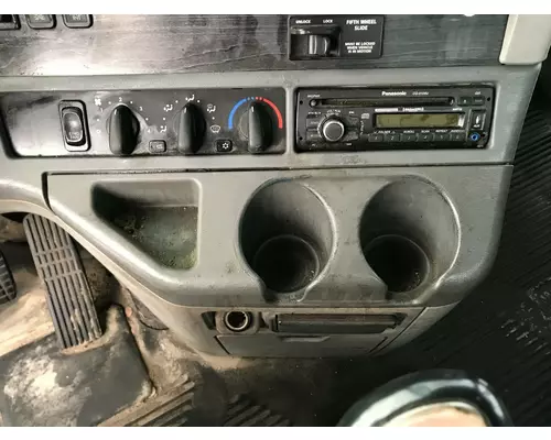 Freightliner COLUMBIA 120 Dash Assembly