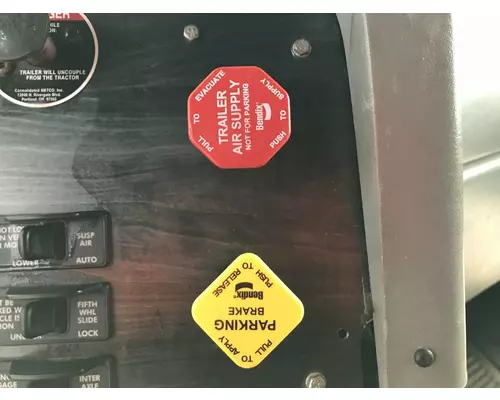 Freightliner COLUMBIA 120 Dash Assembly