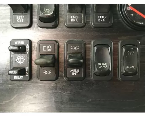 Freightliner COLUMBIA 120 Dash Assembly