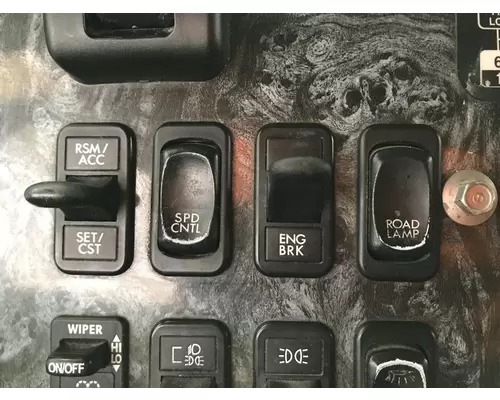 Freightliner COLUMBIA 120 Dash Assembly