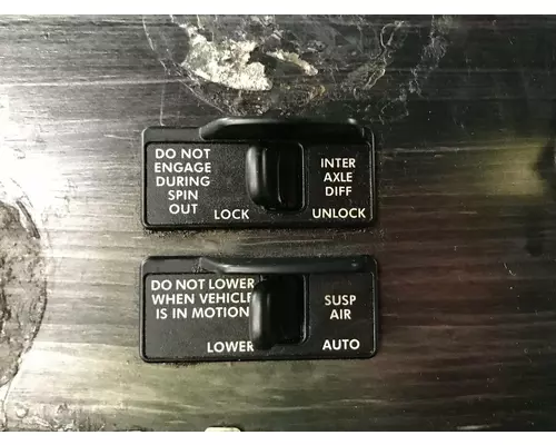 Freightliner COLUMBIA 120 Dash Assembly