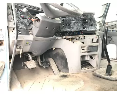 Freightliner COLUMBIA 120 Dash Assembly