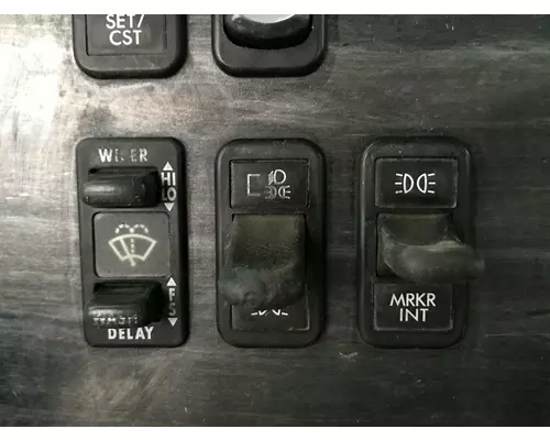 Freightliner COLUMBIA 120 Dash Assembly