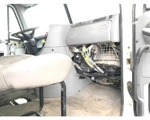 Freightliner COLUMBIA 120 Dash Assembly