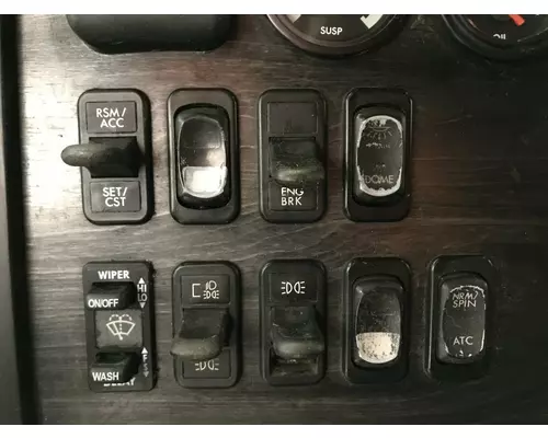 Freightliner COLUMBIA 120 Dash Assembly