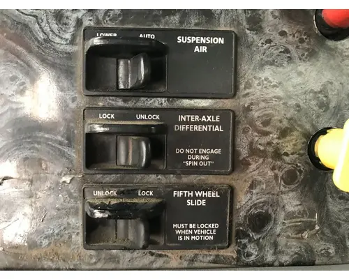 Freightliner COLUMBIA 120 Dash Assembly