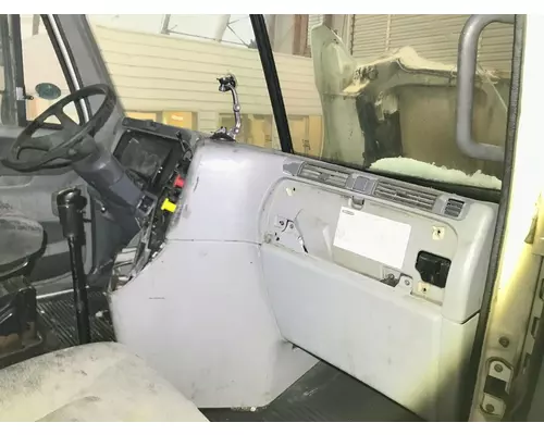 Freightliner COLUMBIA 120 Dash Assembly