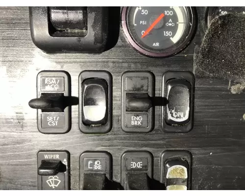 Freightliner COLUMBIA 120 Dash Assembly