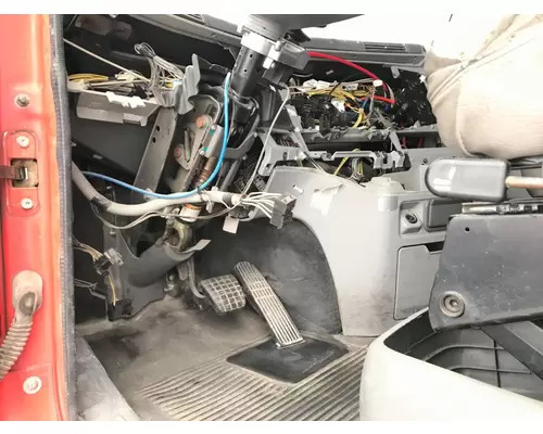 Freightliner COLUMBIA 120 Dash Assembly