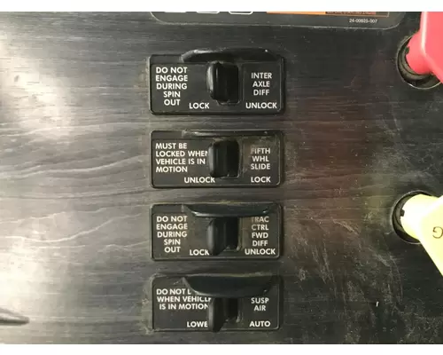 Freightliner COLUMBIA 120 Dash Assembly