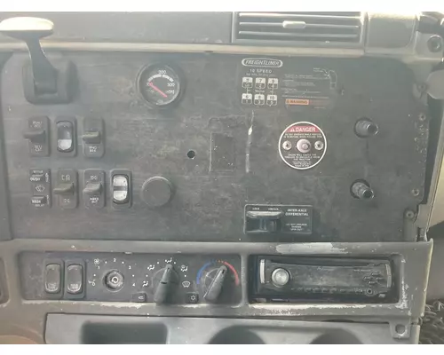 Freightliner COLUMBIA 120 Dash Assembly