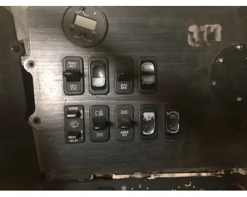 Freightliner COLUMBIA 120 Dash Assembly