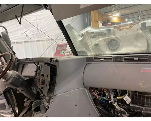 Freightliner COLUMBIA 120 Dash Assembly