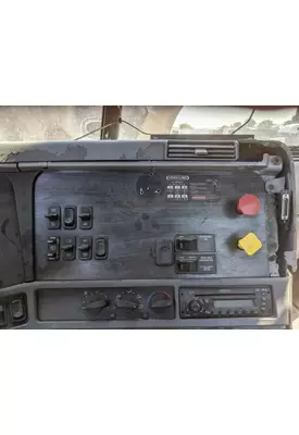 Freightliner COLUMBIA 120 Dash Panel