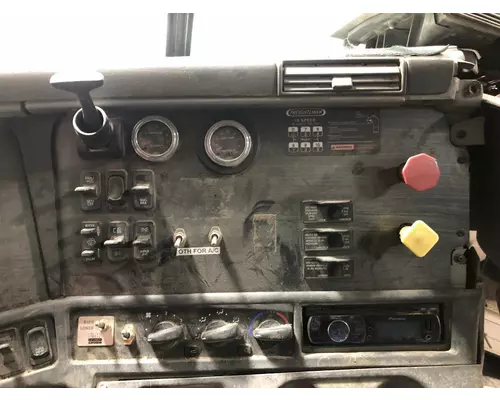 Freightliner COLUMBIA 120 Dash Panel