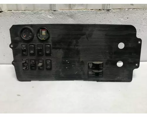 Freightliner COLUMBIA 120 Dash Panel