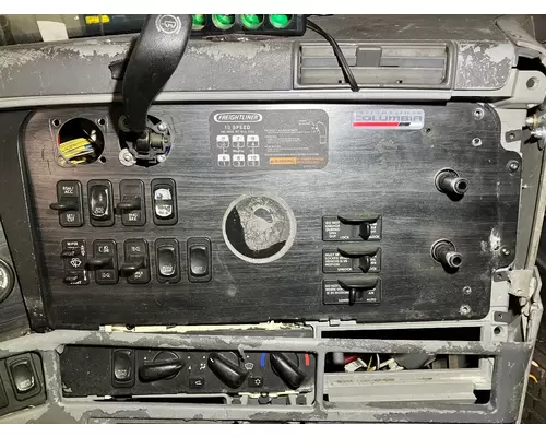 Freightliner COLUMBIA 120 Dash Panel