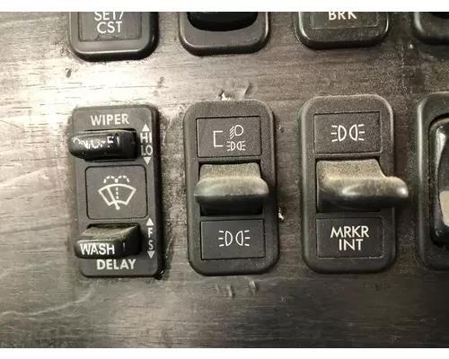 Freightliner COLUMBIA 120 Dash Panel