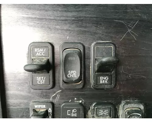 Freightliner COLUMBIA 120 Dash Panel