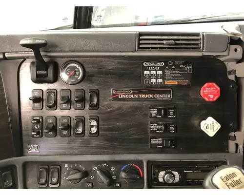 Freightliner COLUMBIA 120 Dash Panel