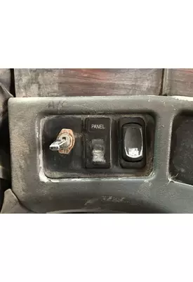 Freightliner COLUMBIA 120 Dash Panel