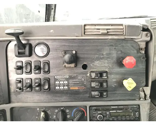 Freightliner COLUMBIA 120 Dash Panel