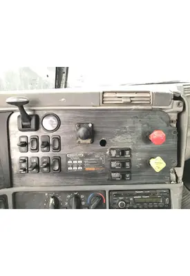 Freightliner COLUMBIA 120 Dash Panel