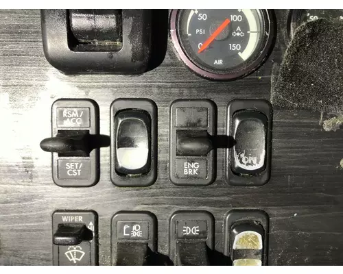 Freightliner COLUMBIA 120 Dash Panel