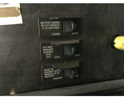 Freightliner COLUMBIA 120 Dash Panel