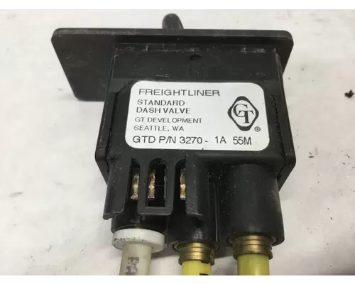Freightliner COLUMBIA 120 DashConsole Switch