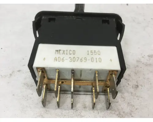 Freightliner COLUMBIA 120 DashConsole Switch