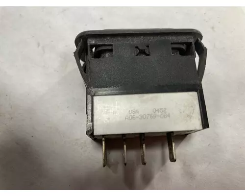 Freightliner COLUMBIA 120 DashConsole Switch
