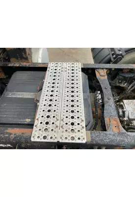 Freightliner COLUMBIA 120 Deckplate