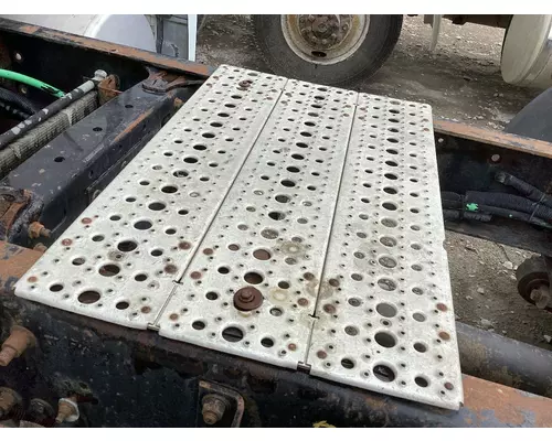 Freightliner COLUMBIA 120 Deckplate