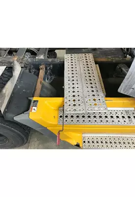 Freightliner COLUMBIA 120 Deckplate