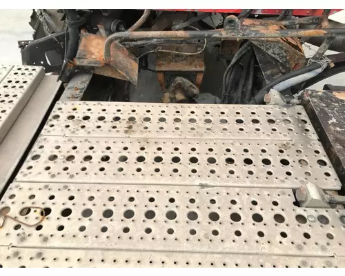 Freightliner COLUMBIA 120 Deckplate